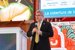 TripulanteHNDSC01771