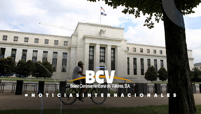 El S&P 500 cerró el jueves 26 de junio a tan solo tres puntos de alcanzar un nuevo máximo histórico, en un contexto marcado por señales mixtas en la economía de Estados Unidos y crecientes expectativas de recortes en las tasas de interés por parte de la Reserva Federal.