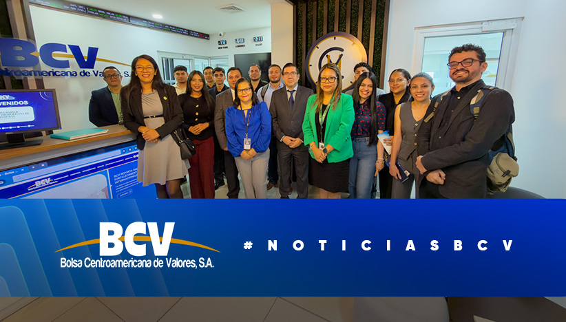 La Bolsa Centroamericana de Valores (BCV) recibió este jueves 13 de agosto a un grupo de estudiantes de la Universidad Metropolitana, Campus Tegucigalpa, como parte de una jornada académica orientada a fortalecer sus conocimientos sobre el funcionamiento del mercado de valores hondureño y su importancia para el desarrollo financiero y económico del país.
