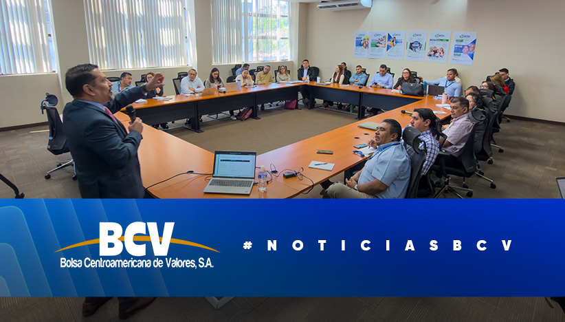 La Bolsa Centroamericana de Valores (BCV) inició este lunes una capacitación intensiva de dos días sobre portafolios de inversión en el mercado de valores, dirigida a colaboradores especializados del Instituto Hondureño de Seguridad Social (IHSS), con el propósito de fortalecer sus conocimientos, capacidades para el análisis y la gestión de inversiones institucionales.